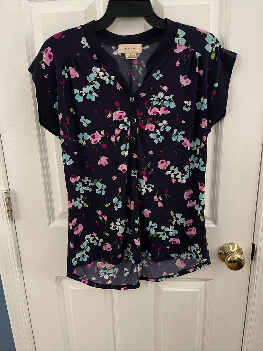 Diana Belle Navy Floral V-Neck Button Blouse